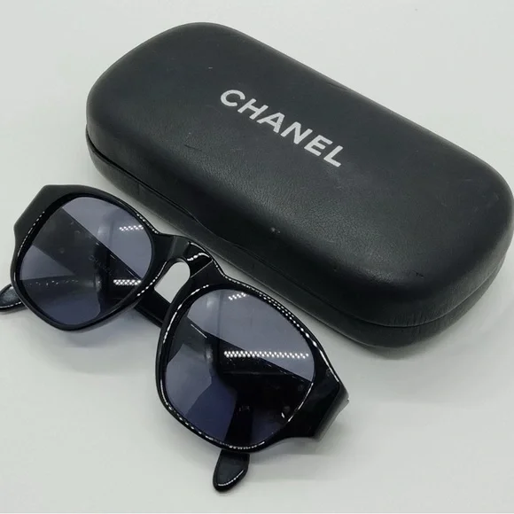 Chanel Black Sunglasses with Gold Logo authentic EUC NO Scratch on lens - Picture 2 of 11